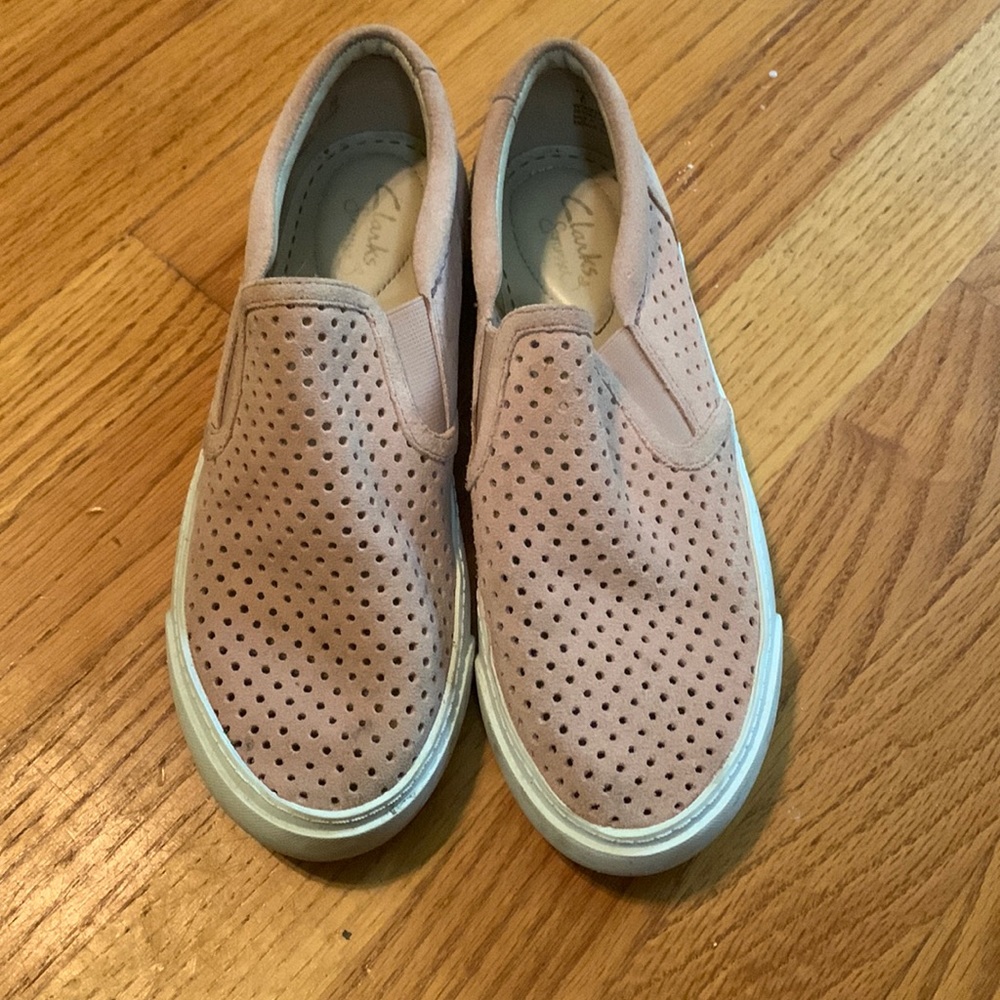 Clarks Somerset Pink Slip ons